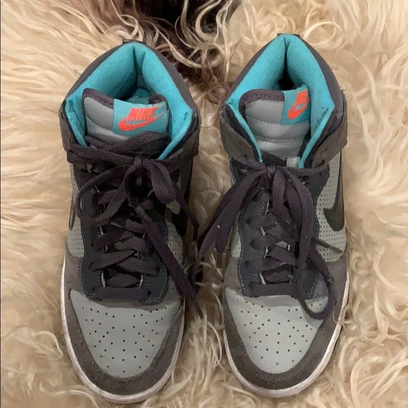 nike dunks for youth